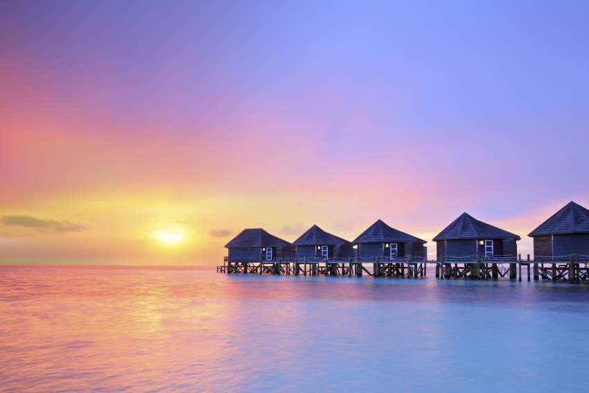Prachtige zonsondergang op de malediven